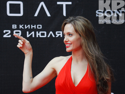 Анжелина Джоли 2010